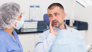 Is Swelling in the Mouth or Jaw a Dental Emergency?